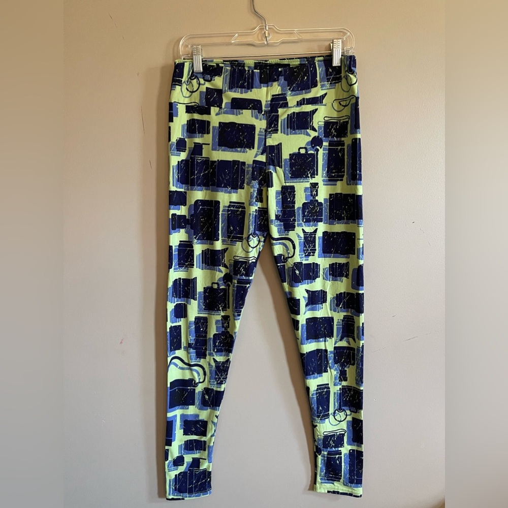 LulaRoe Leggings foe women. Size L(12-18) in perf condition like new.